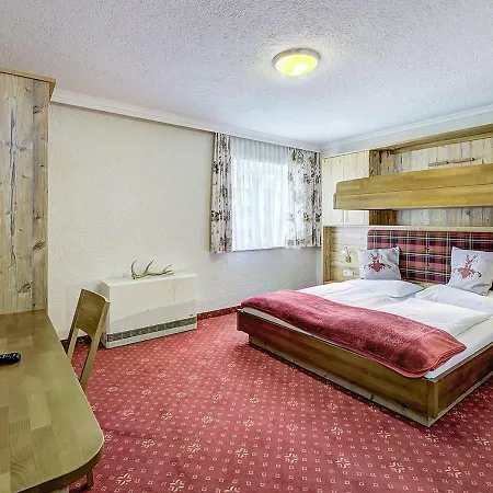 Berghotel Seidlalm Am Gipfel Saalbachs ホテル